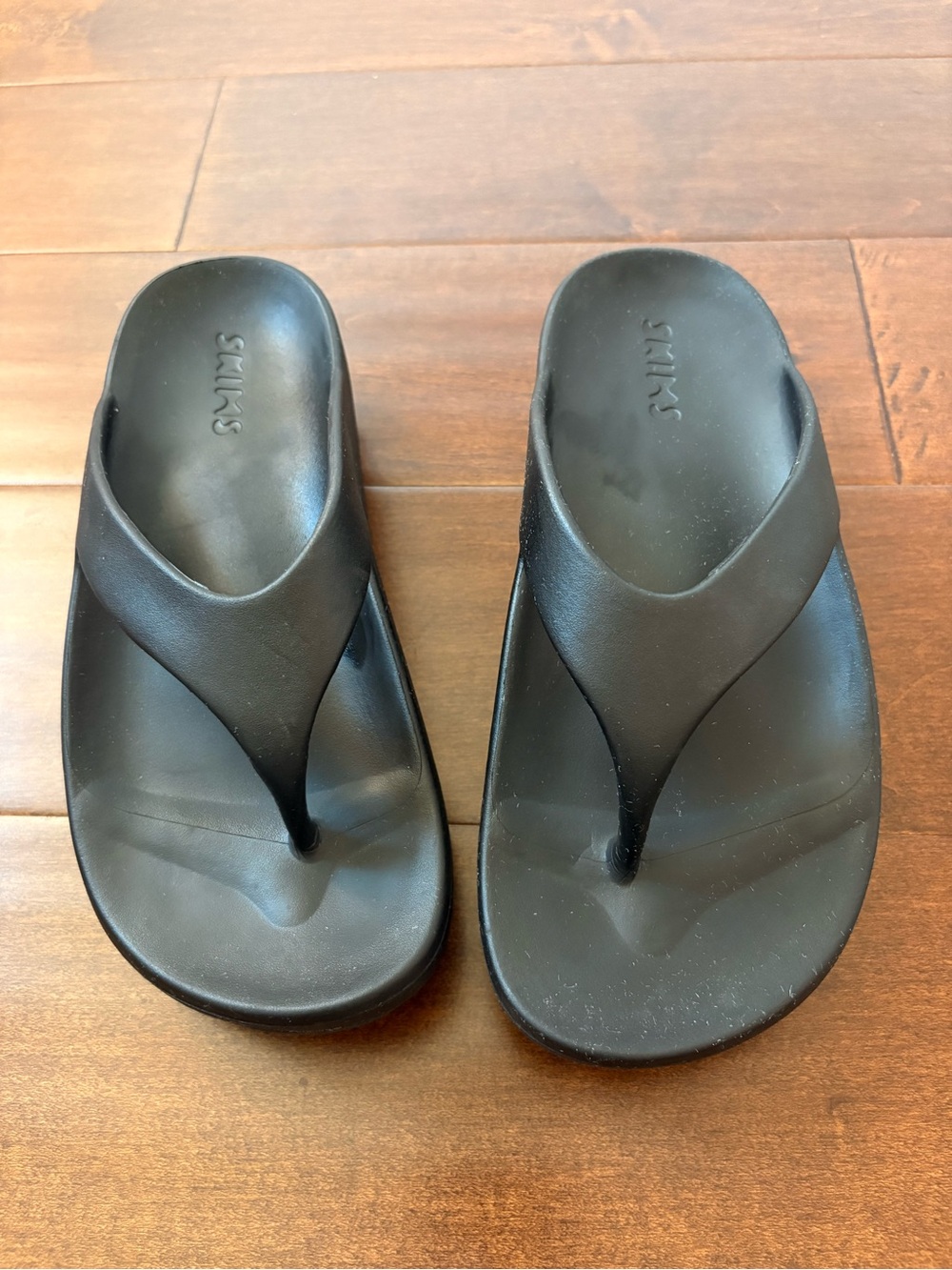 Skims Black Platform Flip Flops